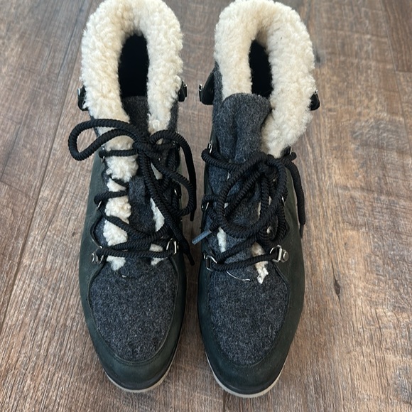 Sorel 💚 Black Sneakchic Alpine bootie - Picture 14 of 14